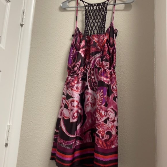 Soft short summer dress! - Picture 2 of 5